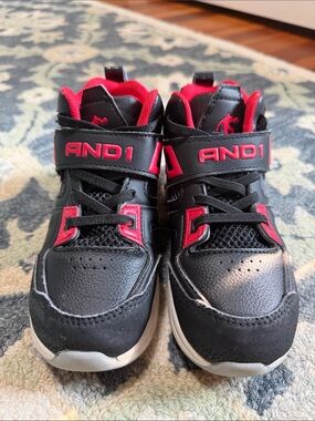 And1 Kids Black and Red High-Top Sneakers